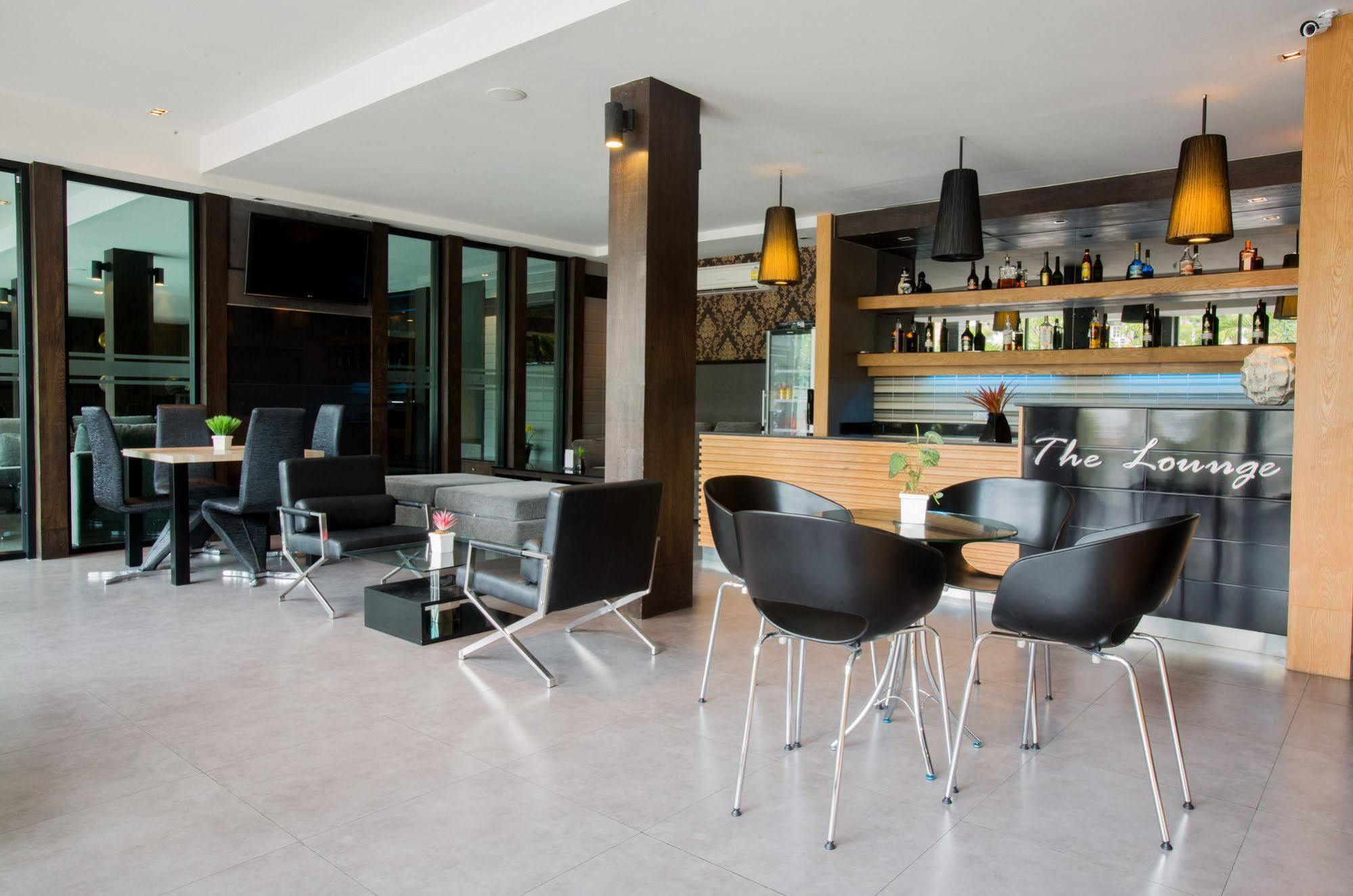 Inn Place Serviced Residence Pattaya Exterior photo