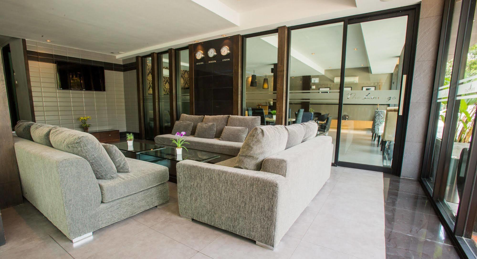 Inn Place Serviced Residence Pattaya Exterior photo